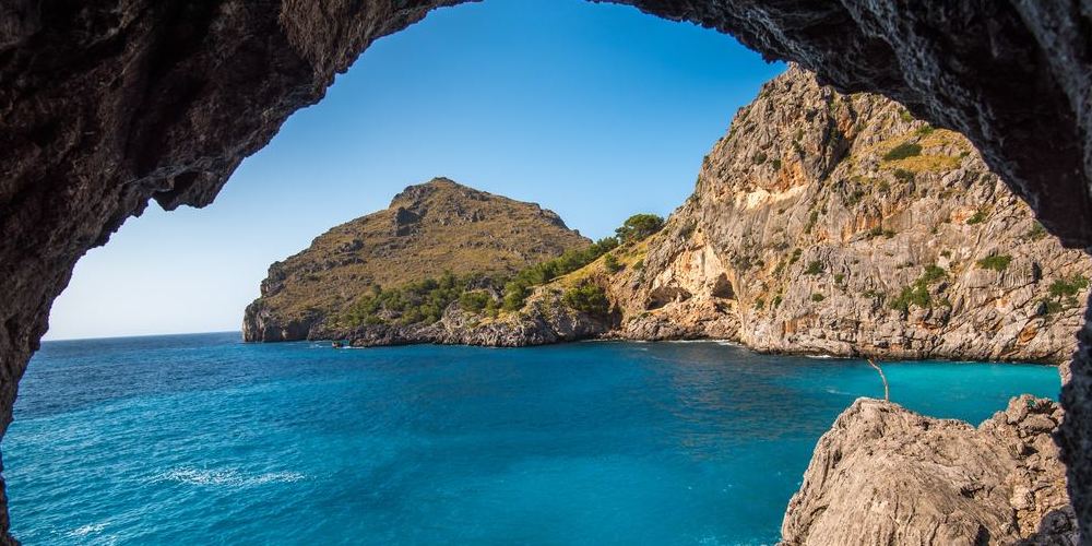 Active Adventures in Mallorca Cove